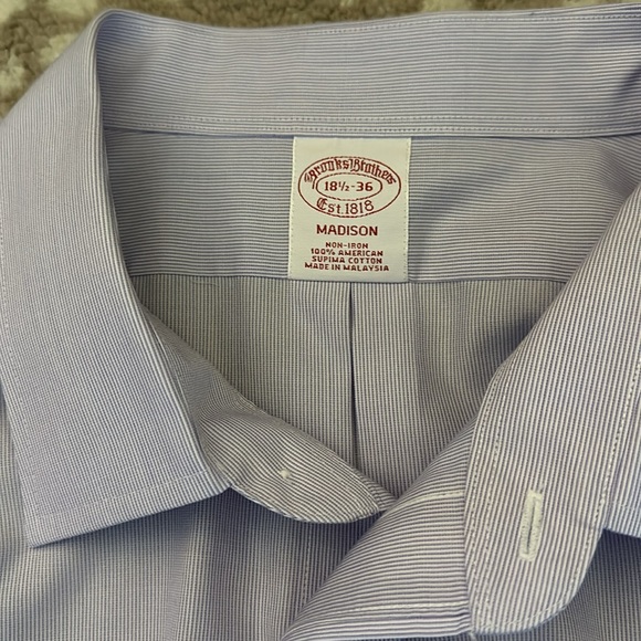 Bundle of 4 button down shirts - fit like XXL - Picture 7 of 11